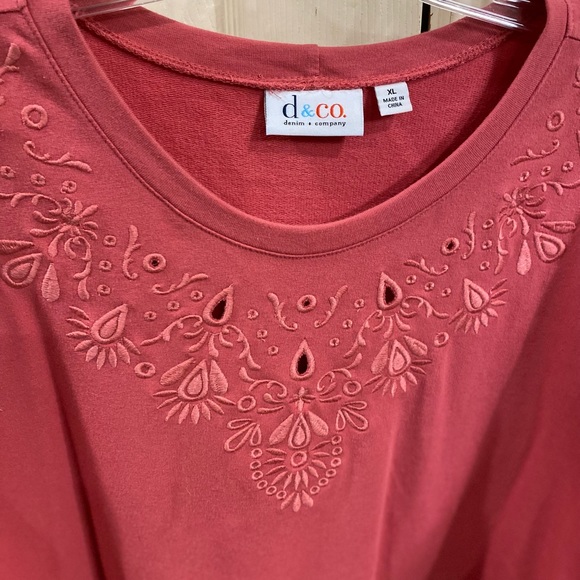 Denim & Company Melon Color Sweater - Picture 2 of 5